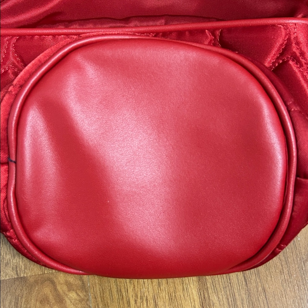 NWOT Authentic Moschino Red Heart Quilted Drawstring Bag - Picture 13 of 16
